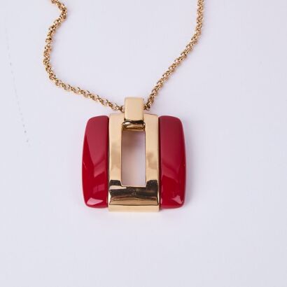 A Marc Jacobs Vintage Style Pendant Necklace