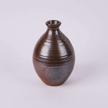 An Estelle Martin Anagama Fired Vase c1988