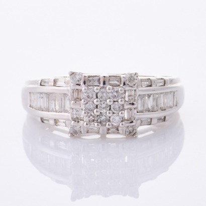 14ct White Gold, Modern, 1.25ct Diamond Cluster Ring