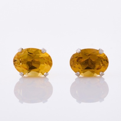 14ct White Gold, 7.0mm x 5.0mm Citrine Stud Earrings