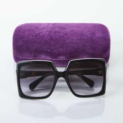 Gucci, Black Square Frame GG Sunglasses with Case