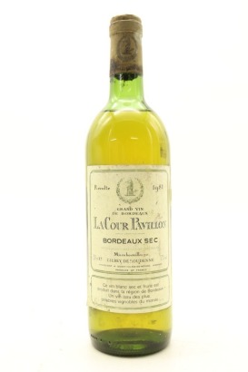(1) 1981 La Cour Pavillon Blanc Sec, Bordeaux (MS)