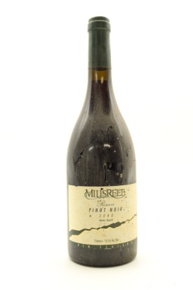 (1) 2000 Mills Reef Reserve Pinot Noir, Cooks Beach