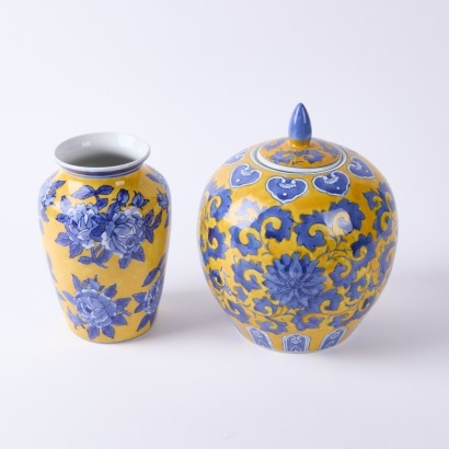 A Matching Vase and Jar with Floral Design