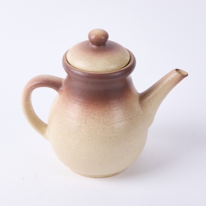 A Clay Craft Gradient Teapot