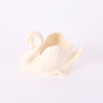 A Small Crown Lynn Swan