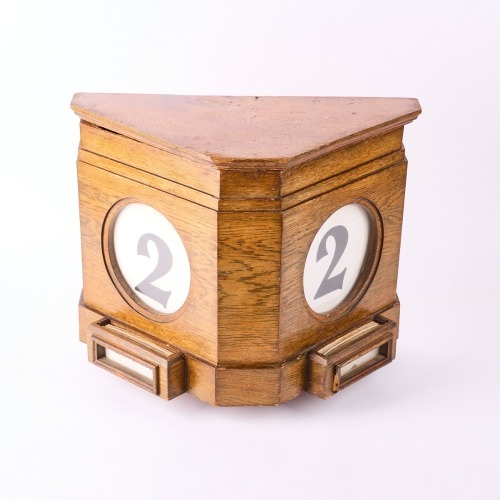 Perpetual Calendar, Ex BNZ, Queen Street, c.1930s