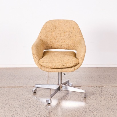 A Mid-Century Stavic Furniture Plaid Office Chair