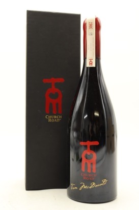 (1) 2015 Church Road Tom Syrah, Hawke's Bay [JR16.5] (GB)