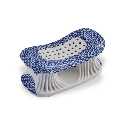 A Blue and White Porcelain Pillow (Dengluyuan Mark)