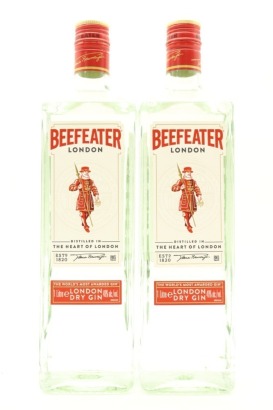 (2) Beefeater London Dry Gin, England, 40% ABV, 1000ml