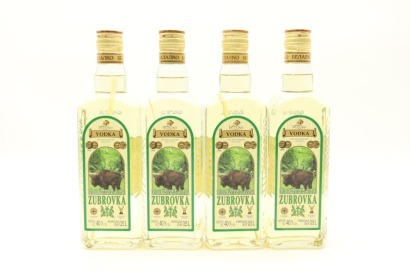 (4) Brestskaya Zubrovka Vodka, 40% ABV, 500ml