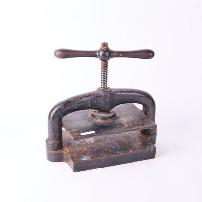 A Cast Iron Press