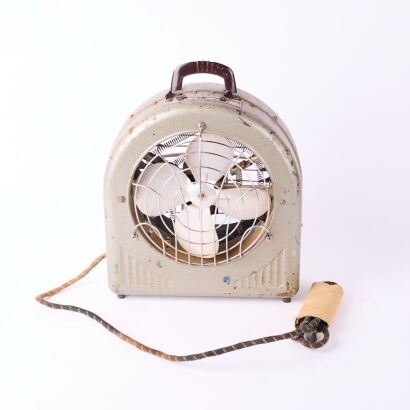 A Vintage American Kool N Heetaire Fan/Heater AF