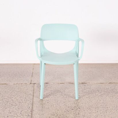 A Sitzone Wafer Chair