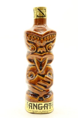 (1) NV Lincoln Vineyards Tangata Pioneer Port in Crown Lynn Ceramic Decanter, 18.5% ABV, 375ml