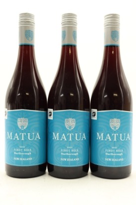 (3) 2021 Matua Valley Pinot Noir, Marlborough