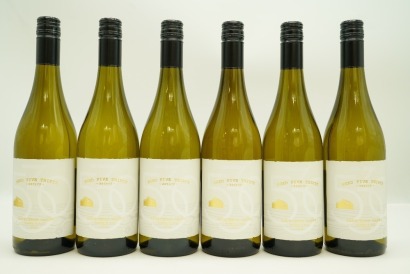 (6) 2022 Shed Five Thirty 530 Sauvignon Blanc, Hawke's Bay