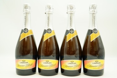 (4) Lindauer 'Summer Blush' Sparkling, Gisborne