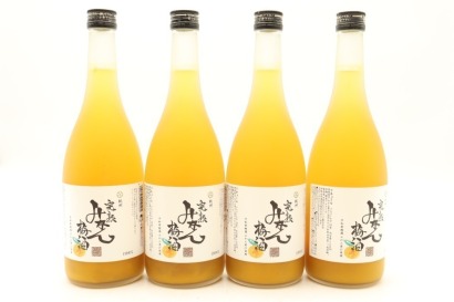 (4) Nakano - Plum liqueur with ripe tangerines, 12% ABV, 720ml