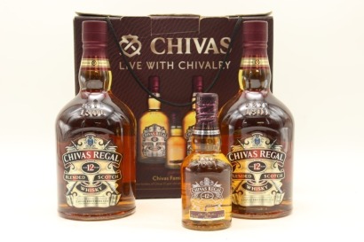 (1) Chivas Regal 12 Year Old Blended Scotch Whisky Family Gift Pack, 3 Bottles Sold as 1 Lot, 40%ABV (GB)