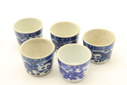 A Group of Five Chinese Blue and White Dragon Cups-John Perry Collections