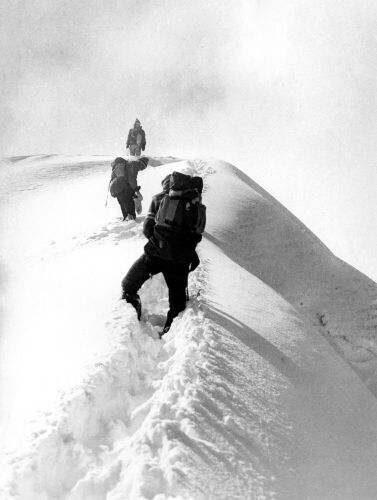 Traversing Through Snow