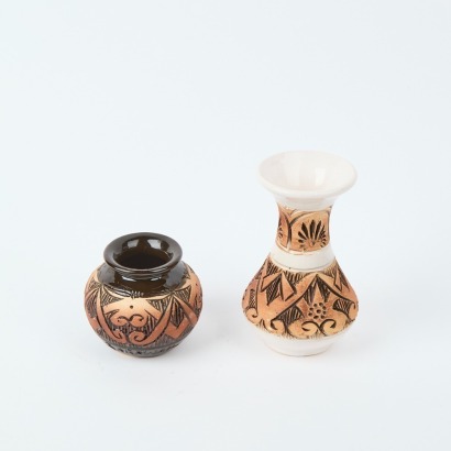 A Pair of Indigenous Sarawak Pottery Vases