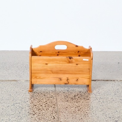 A Himalayan Pine Magazine Holder