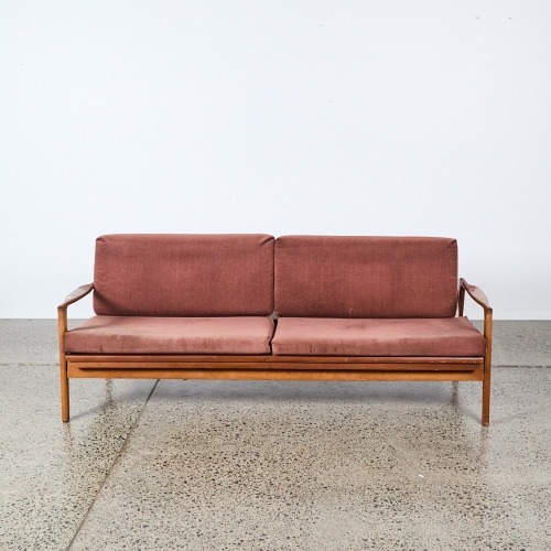 A Don Day Bed