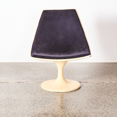 A Fibreglass Atomic Style Swivel Chair