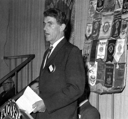 Sir Edmund Hillary Addressing the Christchurch Lions Club