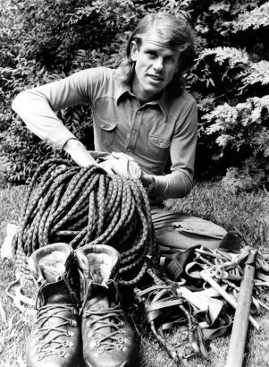 ROGER GILCHRIST Peter Hillary